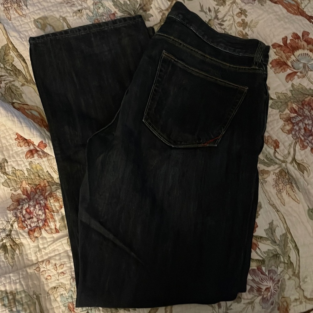 Banana Republic Vintage Straight Jeans. 36x32
